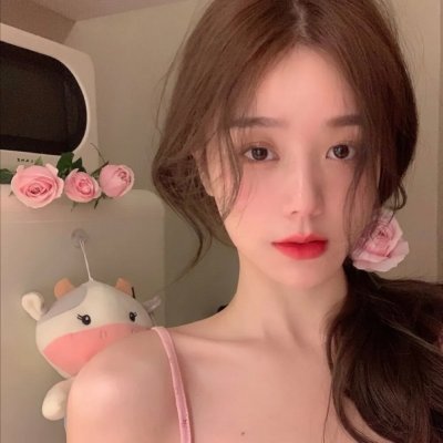 蒙面纱的男子